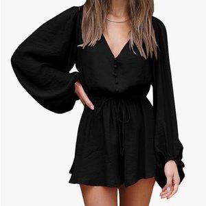 SOLD LOCALLY// Black Lantern Sleeve Romper
